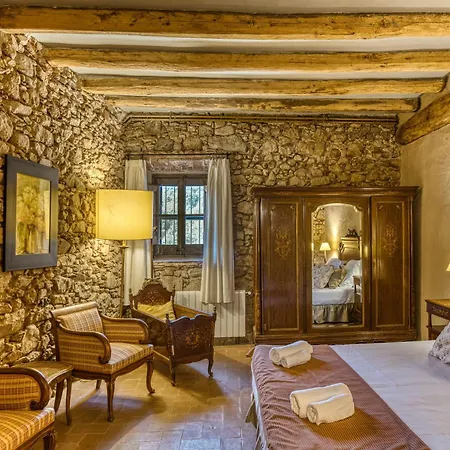 Riera De La Pineda 别墅