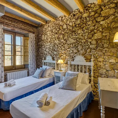 Villa Riera De La Pineda *