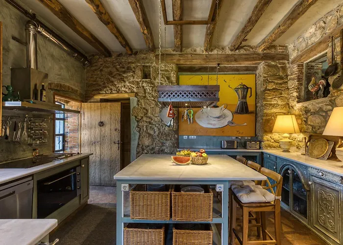 Riera De La Pineda * Girona