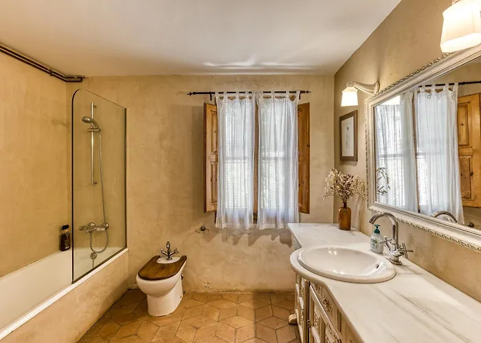 Riera De La Pineda Girona